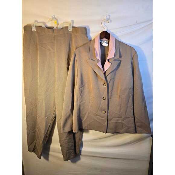DBY II Womens Plus Size 24W Pants Suit Tan Brown Jacket 2 Piece - Picture 1 of 5